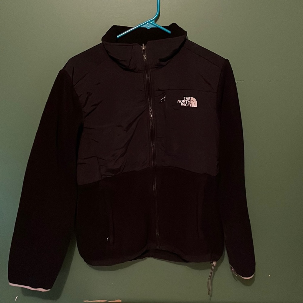 North face woman’s medium jacket